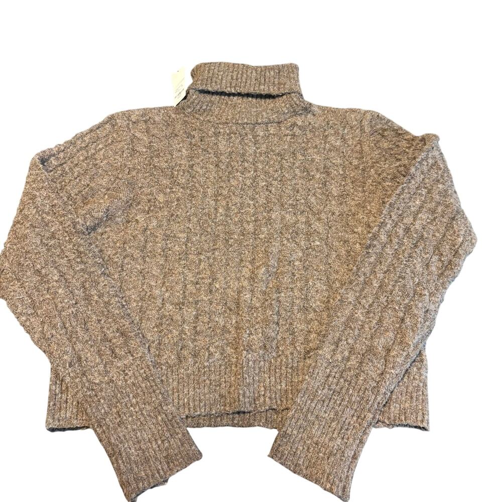 Francesca’s NWT Miami Brown Cropped Turtleneck Sweater L Soft Knit Cozy Fall